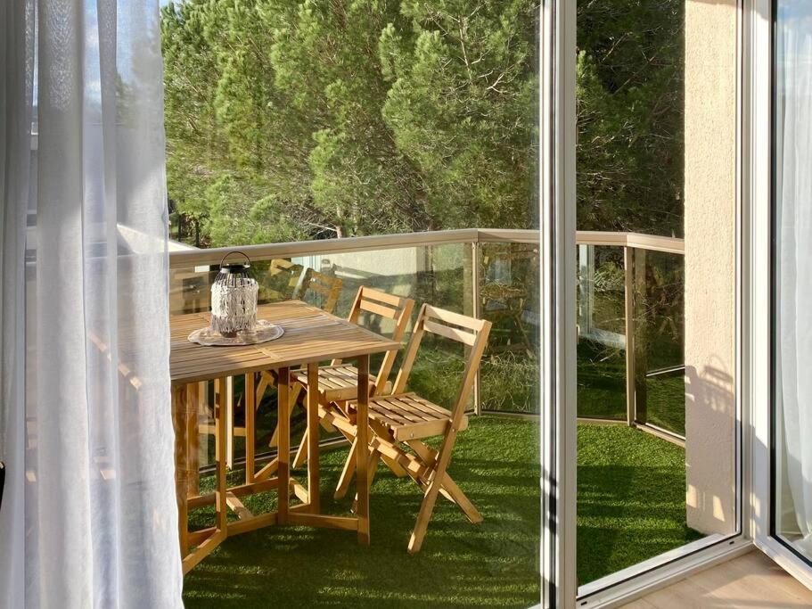 L'Alcove - T2 Calme, Terrasse & Parking Prive Apartment Castres  Bagian luar foto